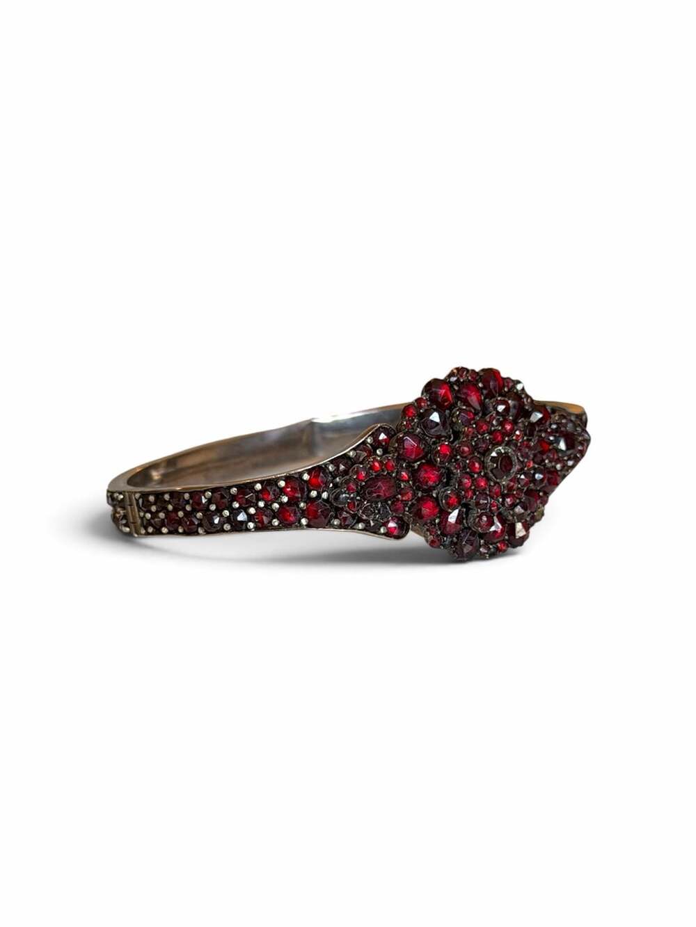 Antique Victorian Bohemian Garnet Bangle Bracelet Daisy Cluster